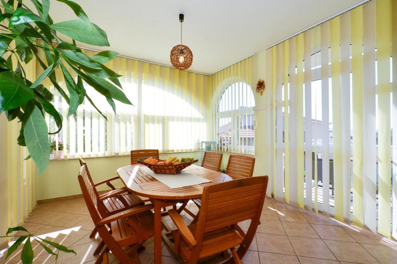 Apartment Una Seget Vranjica Dış mekan fotoğraf