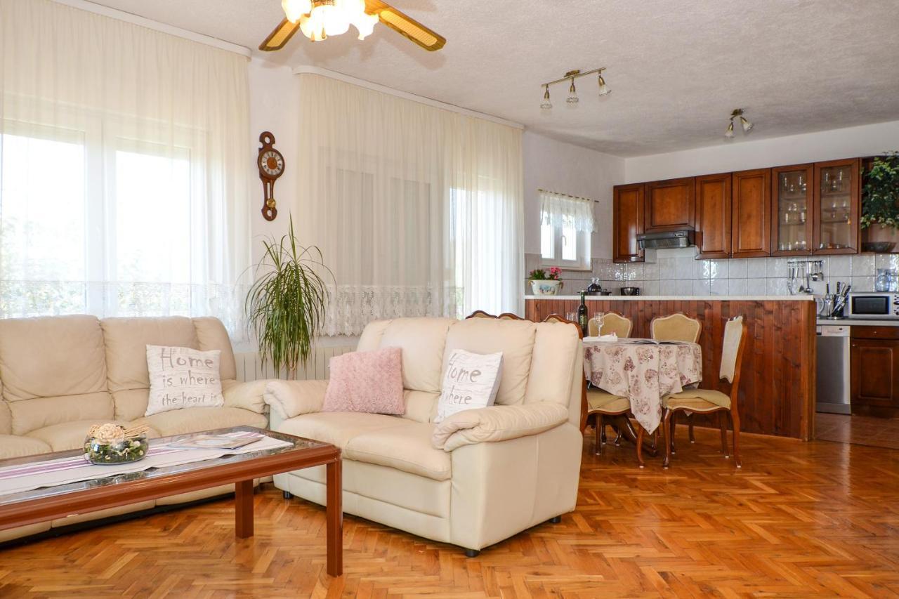 Apartment Una Seget Vranjica Dış mekan fotoğraf
