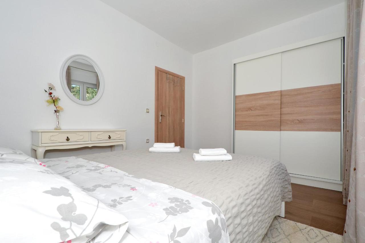 Apartment Una Seget Vranjica Dış mekan fotoğraf