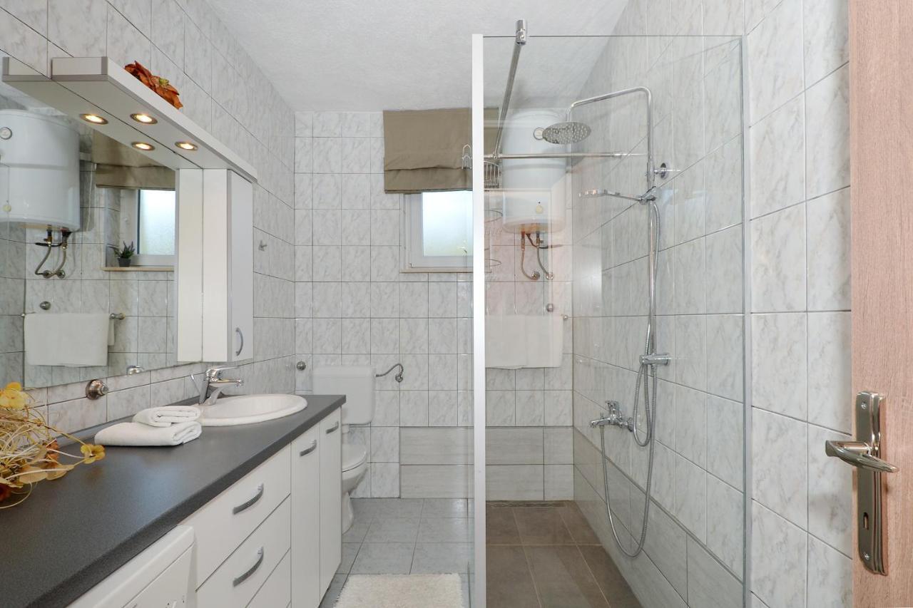 Apartment Una Seget Vranjica Dış mekan fotoğraf