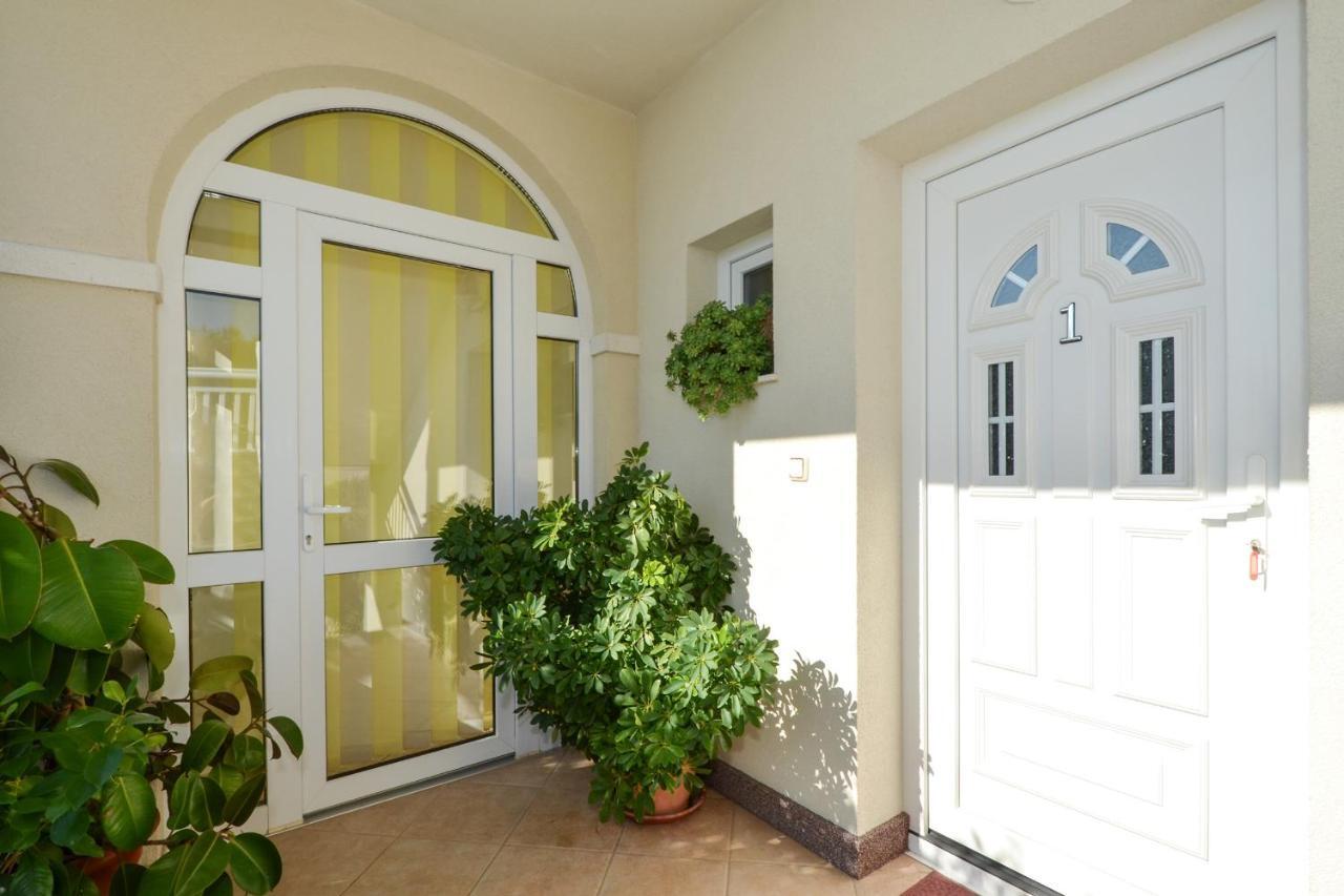 Apartment Una Seget Vranjica Dış mekan fotoğraf